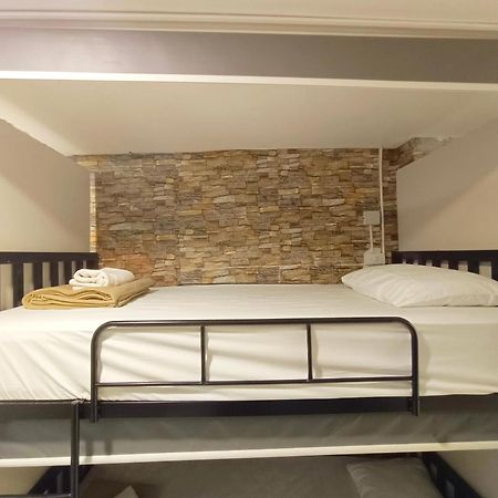 Cozy Rooms Asoke Bangkok Exterior photo
